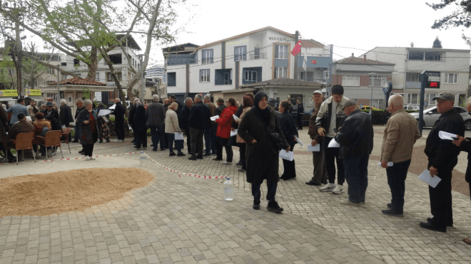 SOYDAŞLAR SANDIK BAŞINDA