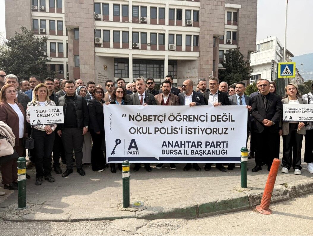 A PARTİ BURSA: ''SADECE KINAMAK YETMEZ''