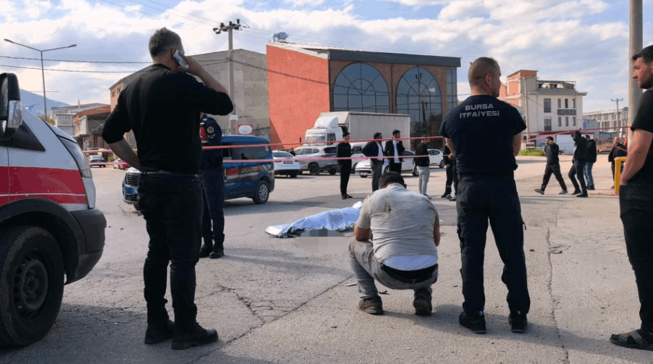 BURSA'DA VİNÇ KAZASI CAN ALDI!