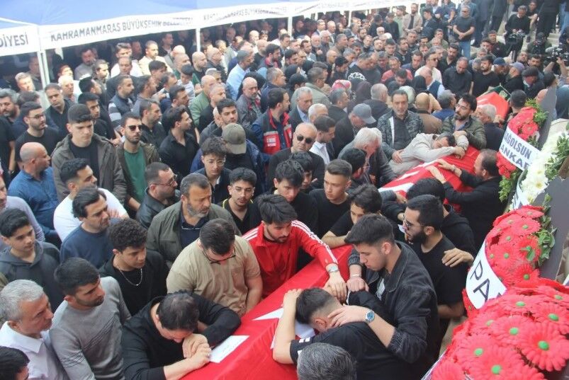 ÖĞRETMEN VE ÖĞRENCİLERE EN ACI VEDA!