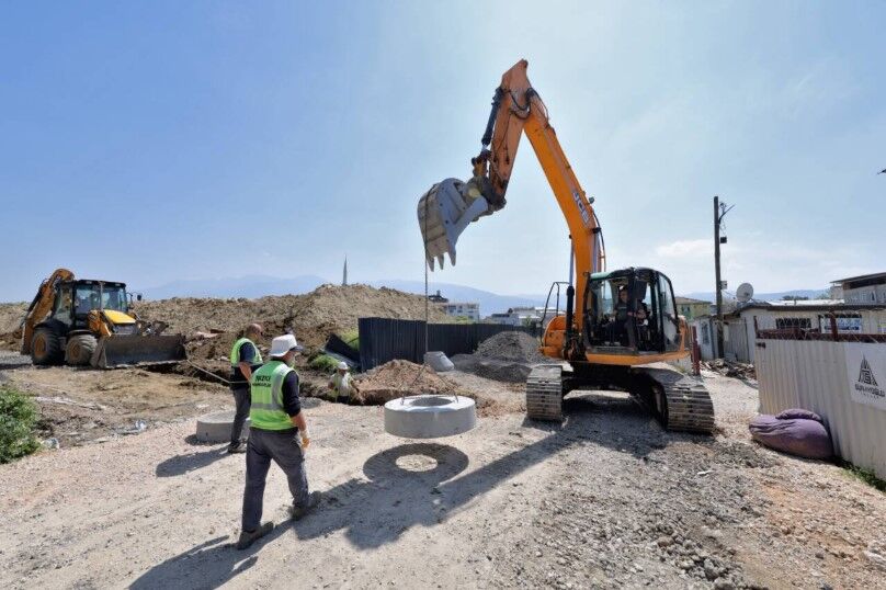 O MAHALLEDE ALTYAPI HAMLESİ