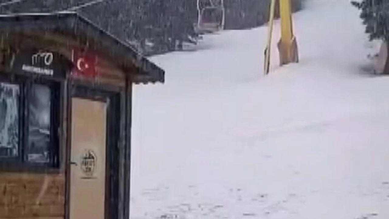 ULUDAĞ'DA MAYIS AYINDA KAR YAĞIŞI