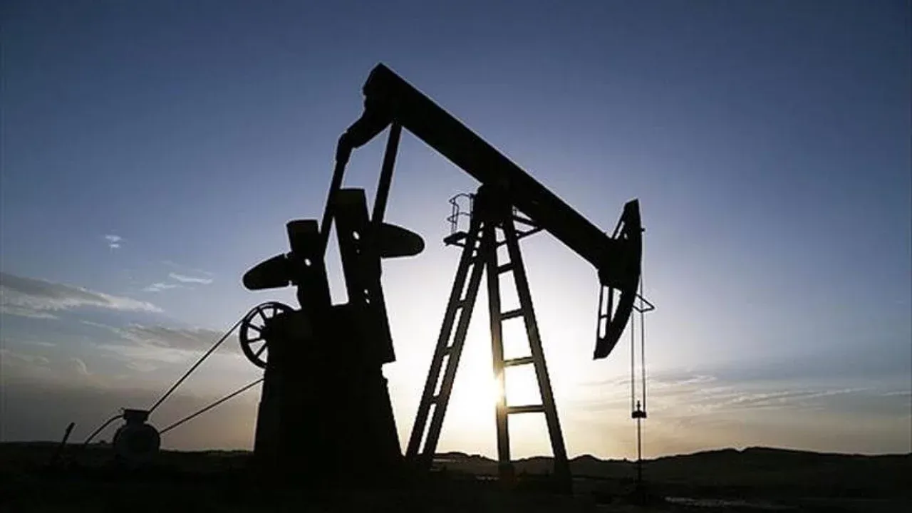DÜNYANIN 101 GÜNLÜK PETROL STOĞU KALDI!