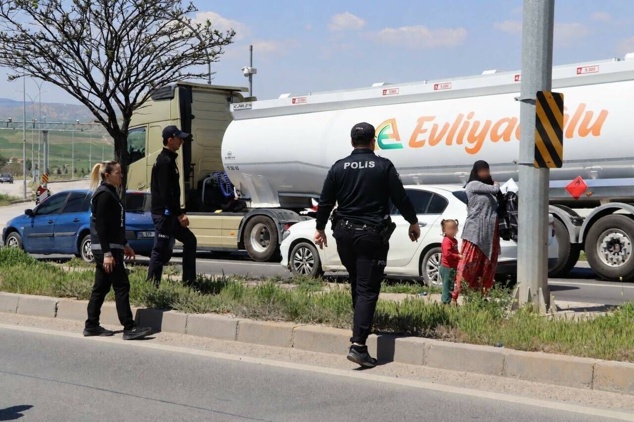 BURSA'DA ÇOCUKLARI BÖYLE SÖMÜRÜYORLAR!