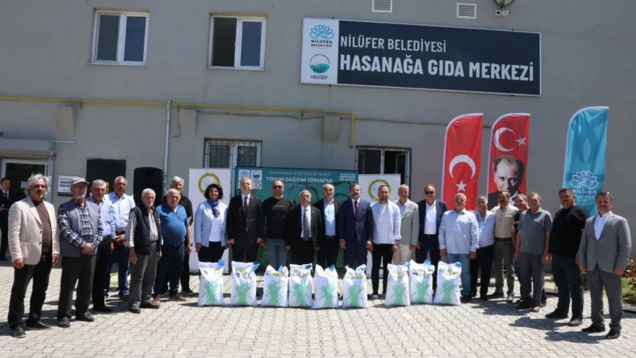 BURSA'DA ÇİFTÇİYE TOHUM DESTEĞİ