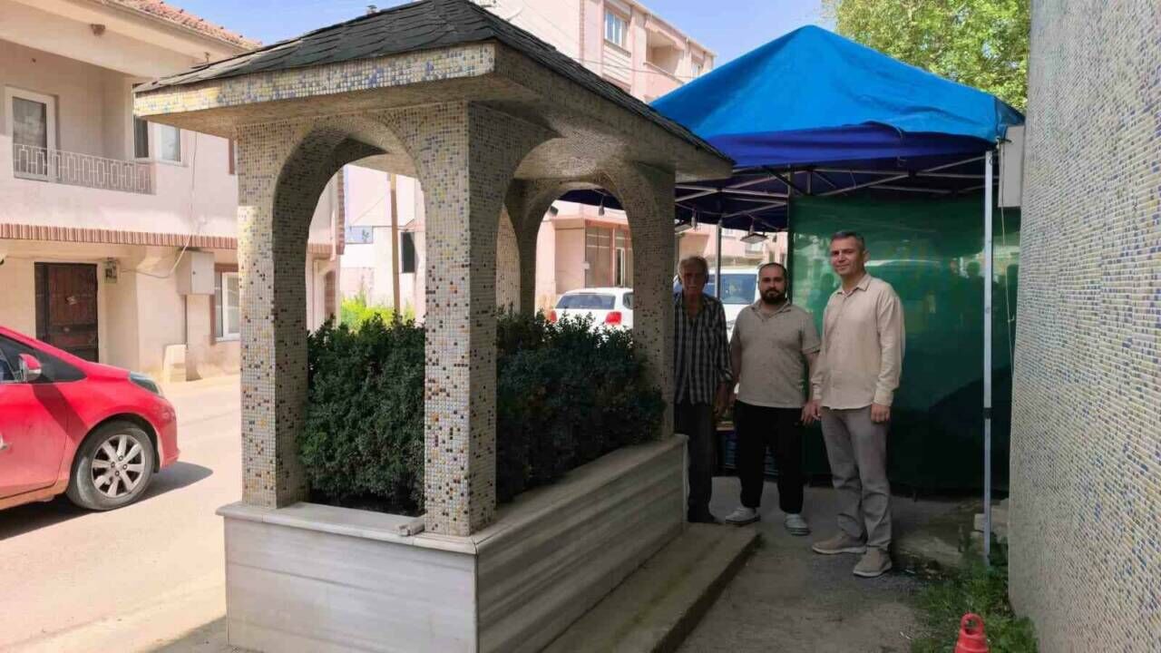 BURSA’DA GİZEMLİ MEZAR! SIRRI YILLARDIR ÇÖZÜLEMİYOR
