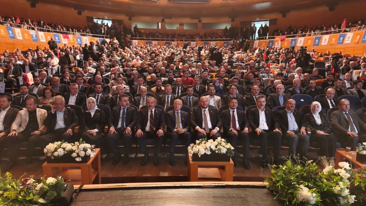 AK PARTİ BURSA MAHALLE BAŞKANLARI İLE BULUŞTU