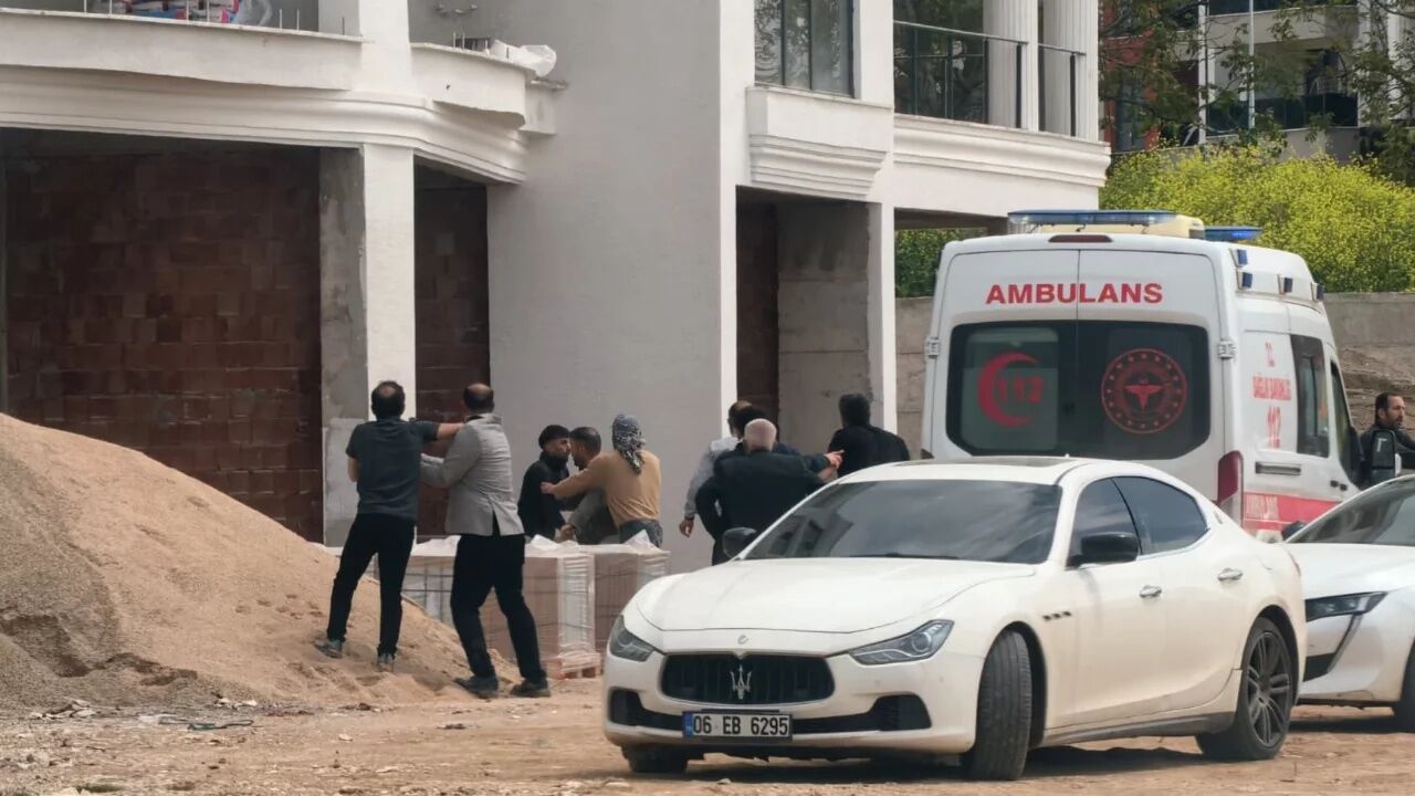 BURSA'DA İŞÇİLER BİRBİRİNE GİRDİ!