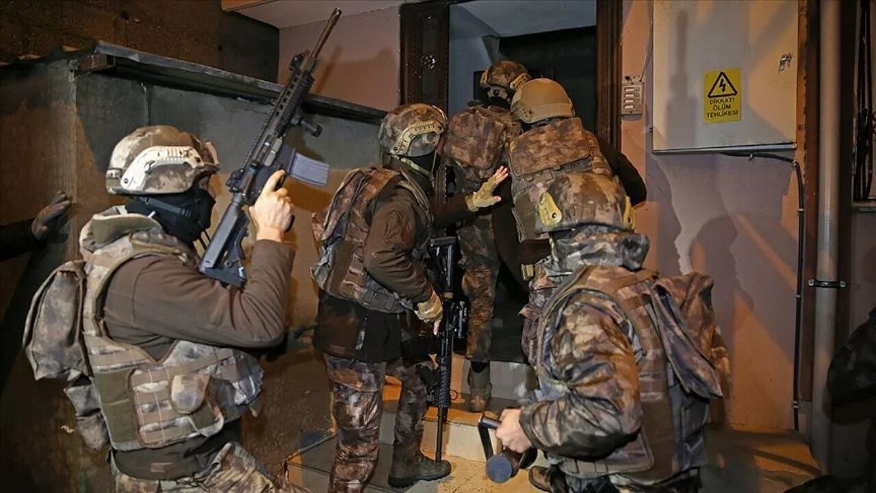 DALTONLAR SUÇ ÖRGÜTÜNE DARBE!