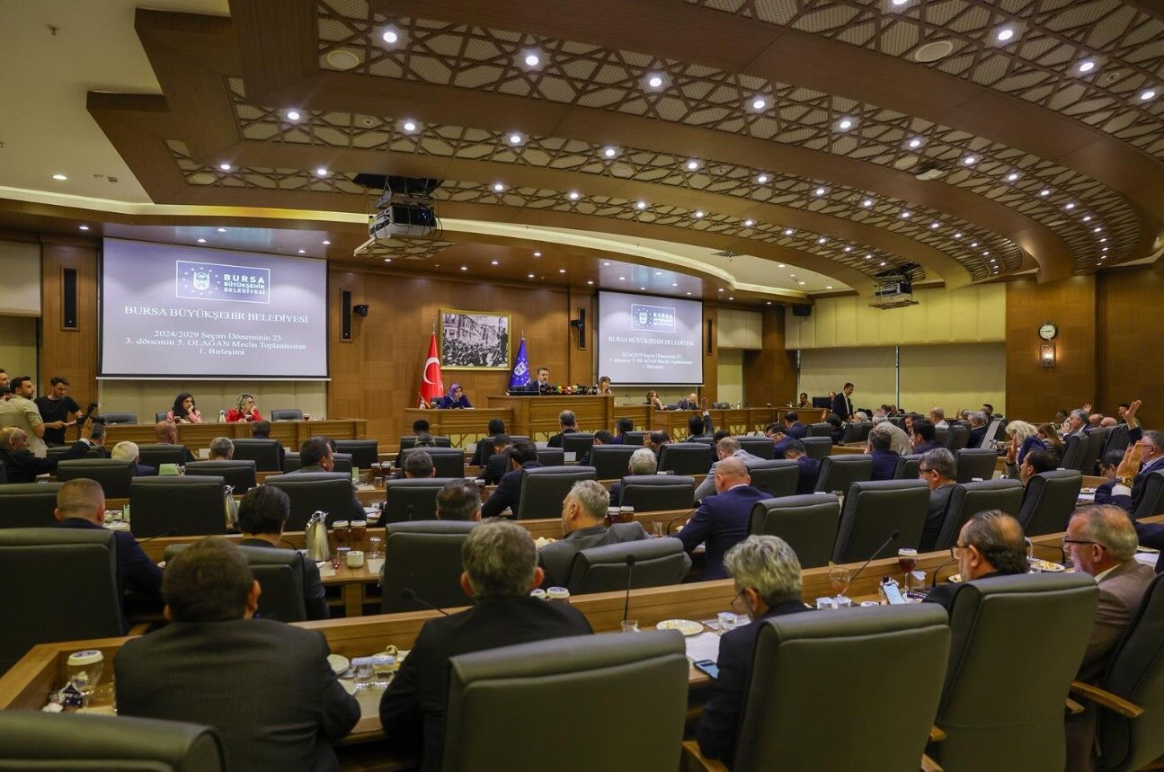 MECLİS'TEN OY BİRLİĞİ İLE SUYA DEV İNDİRİM