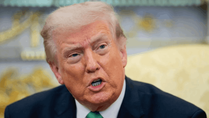 TRUMP'TAN AB'YE GÜMRÜK VERGİSİ HAMLESİ!