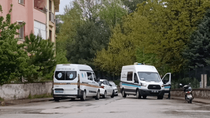 BURSA'DA ÖĞRETMEN ÖLÜ BULUNDU!