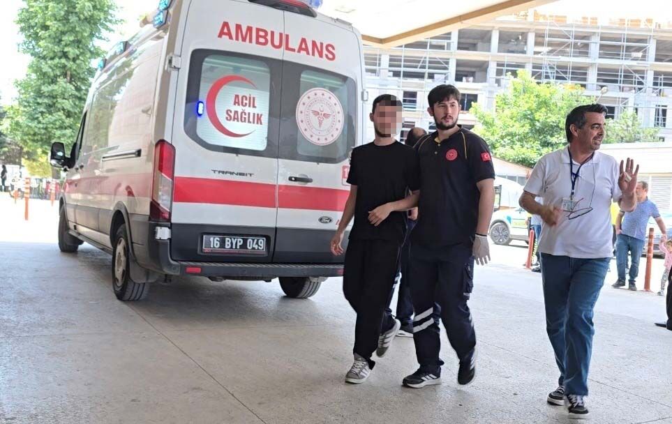 BURSA’DA SINAV STRESİ HASTANELİK ETTİ