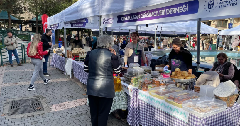 BURSA'DA KADIN EMEĞİ HEYKEL'E TAŞINIYOR