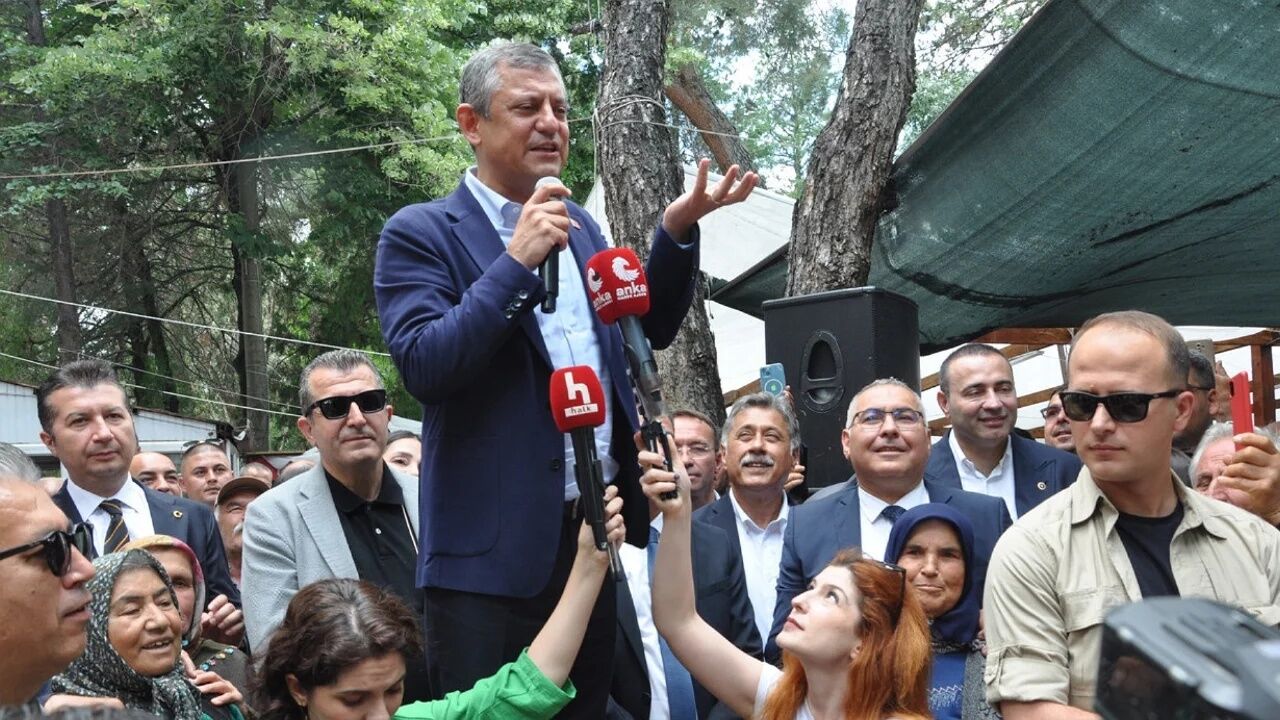 ÖZEL: "PARTİMİZİ GERİ ALMAK İÇİN MÜCADELE EDİYORUZ"