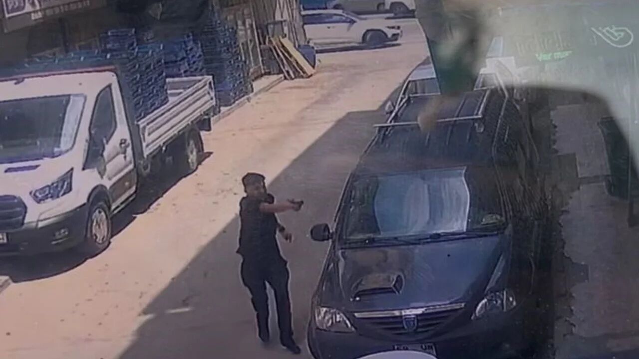 BURSA'DA "YAN BAKMA" KAVGASI KANLI BİTTİ!