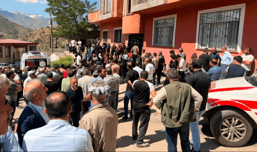 UZMAN ÇAVUŞ KATLİAM YAPTI!