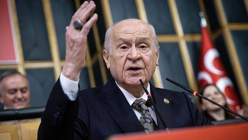 BAHÇELİ'DEN ÖZEL'E: ATEŞE KÖRÜKLE GİTMEMELİ