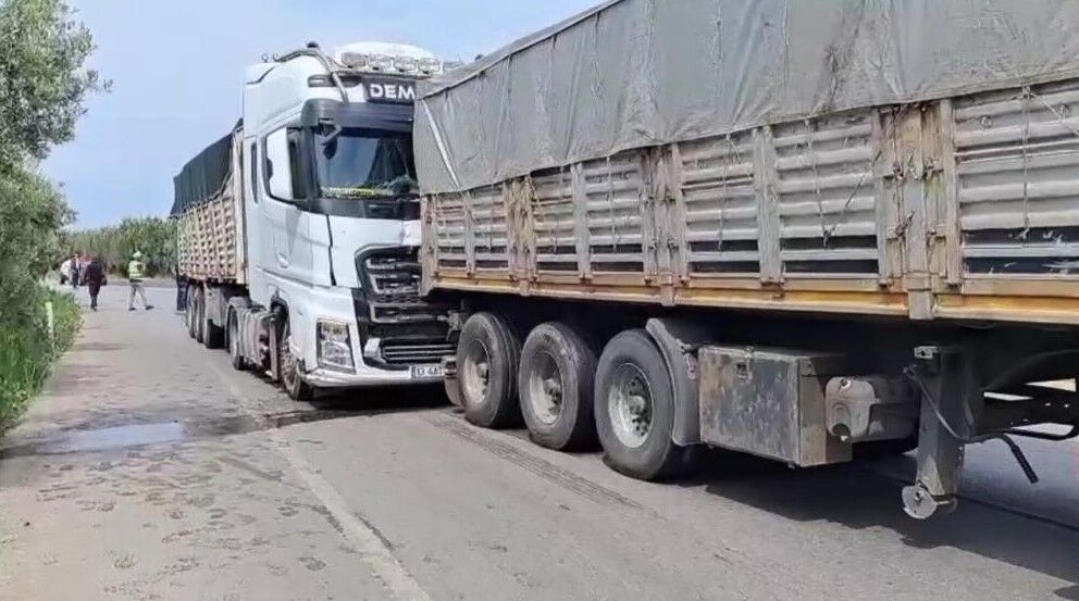 BURSA'DA TIRLAR ÇARPIŞTI!
