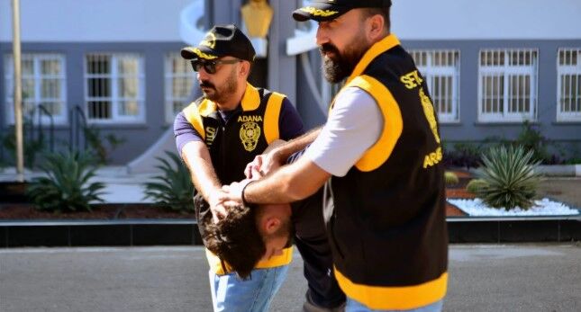 23 yaşında 317 suçtan aranıyordu!
