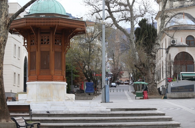 Bursa'da kısıtlama! Şehir sessizliğe büründü